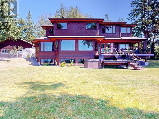 Property Photo:  3623 Marine Ave  BC  