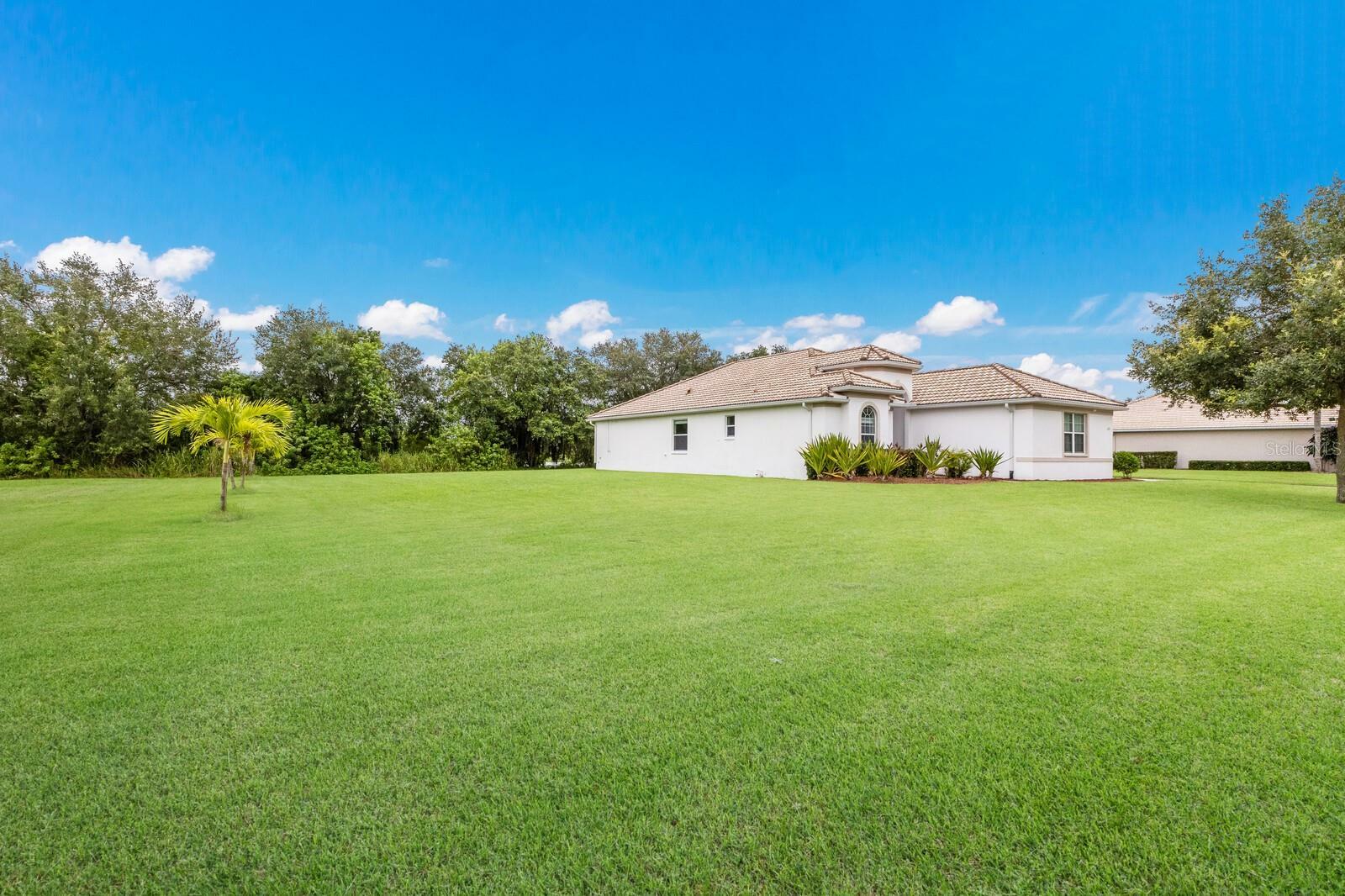 Property Photo: 425 148th Court NE FL 34212
