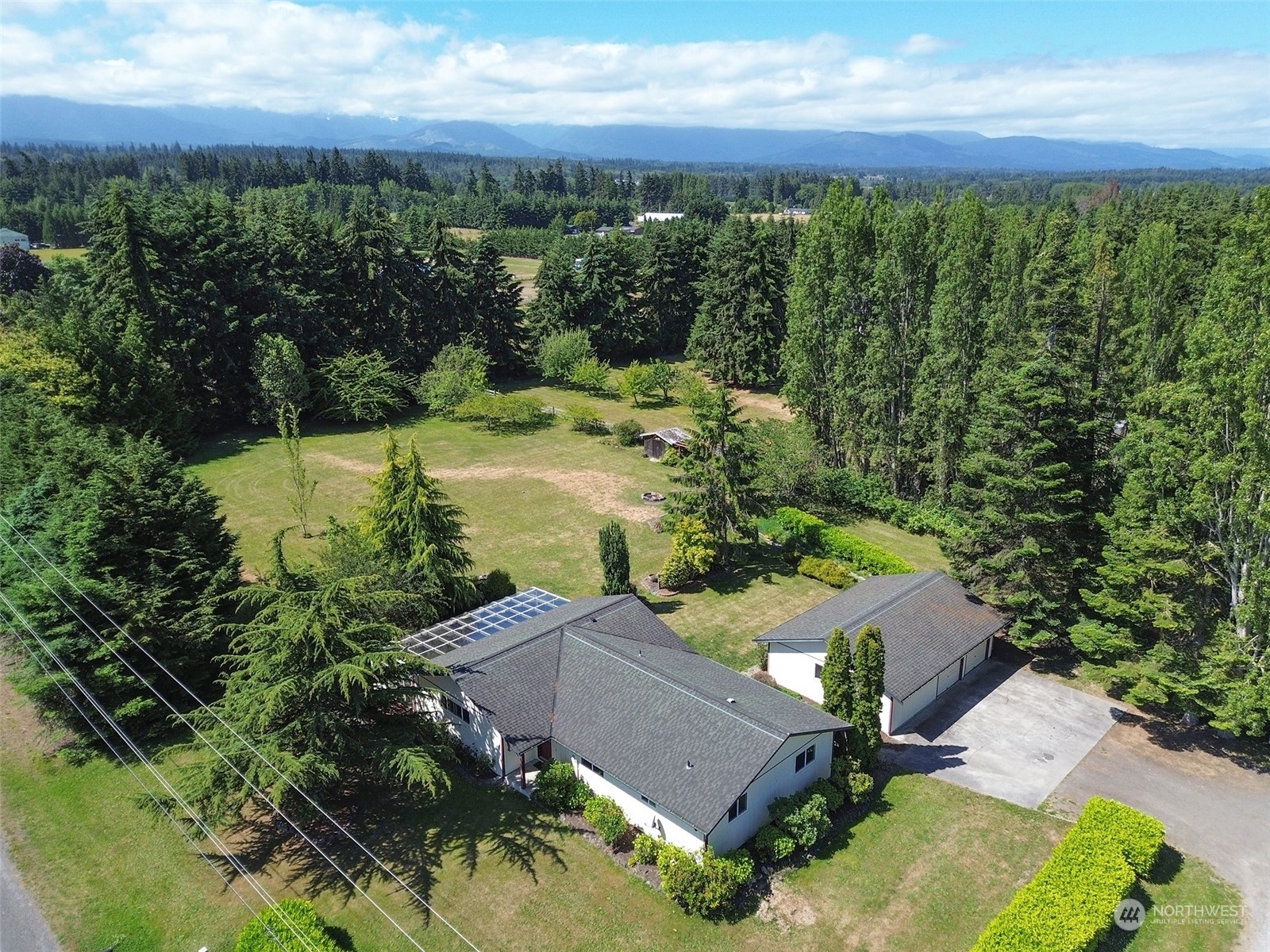 Property Photo:  303 Gunn Road  WA 98362 