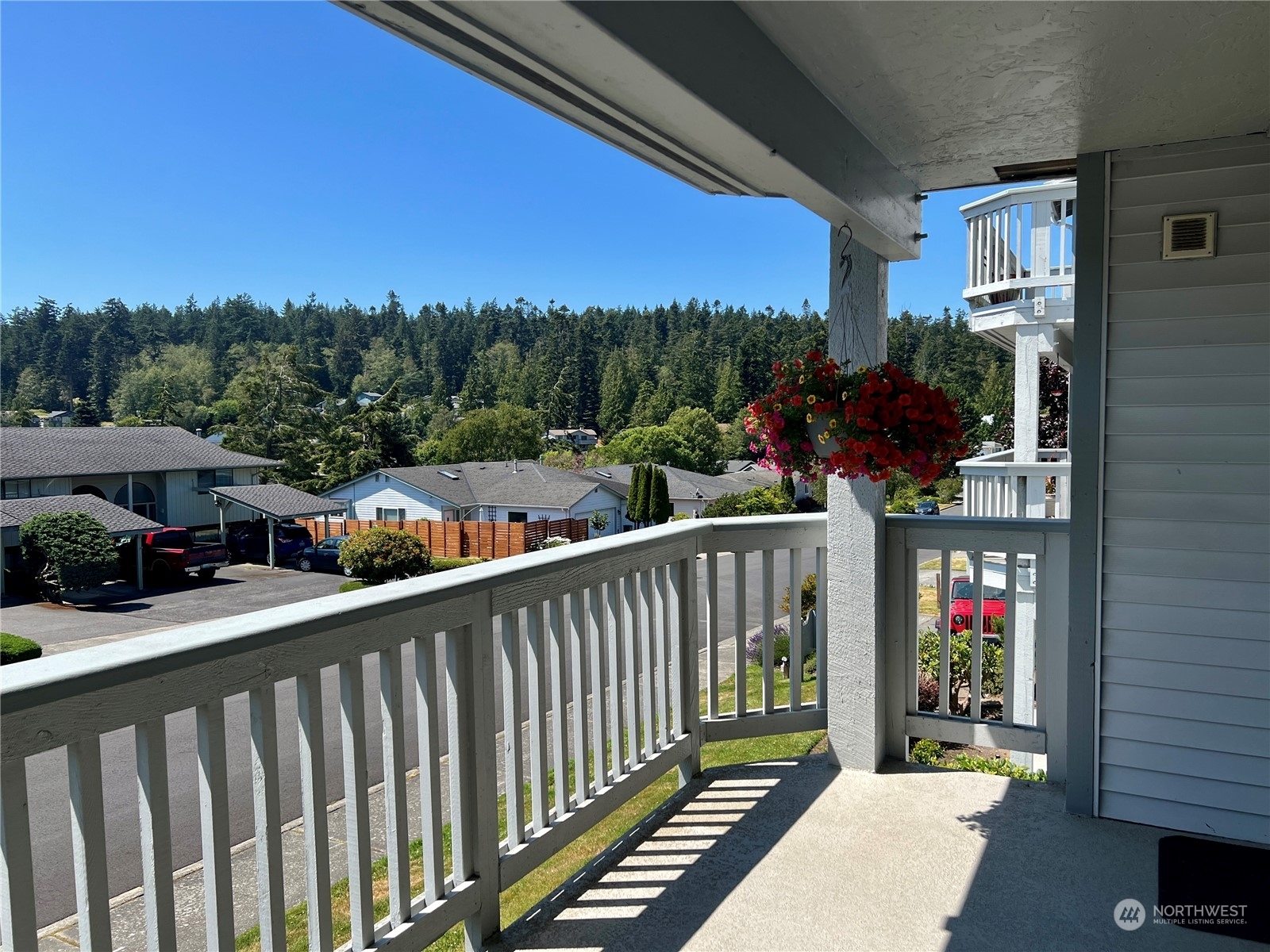 Property Photo:  1510 Skyline Way A203  WA 98221 