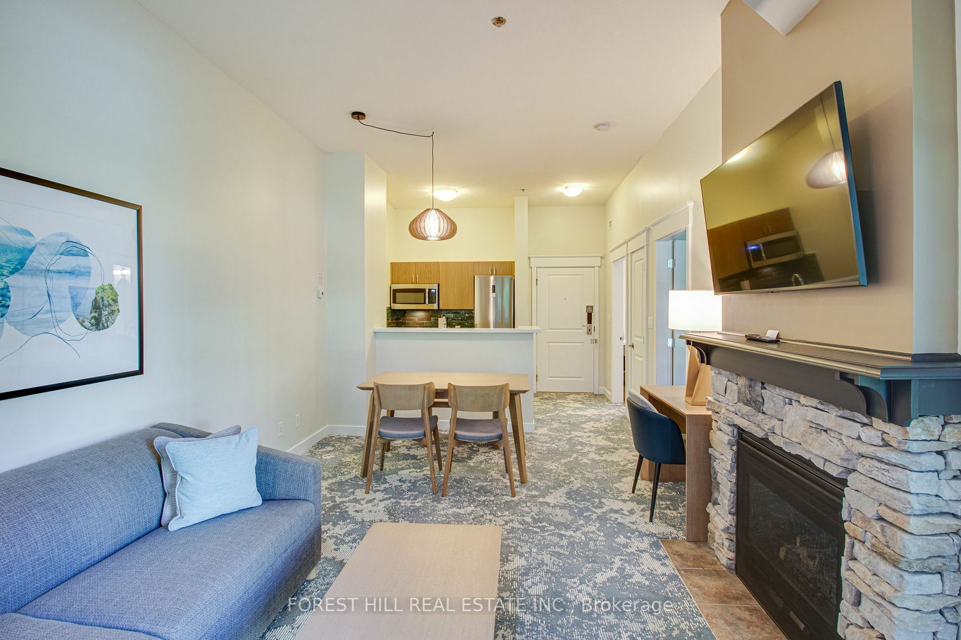 Property Photo:  170 Jozo Weider Blvd 114  ON L9Y 0V2 