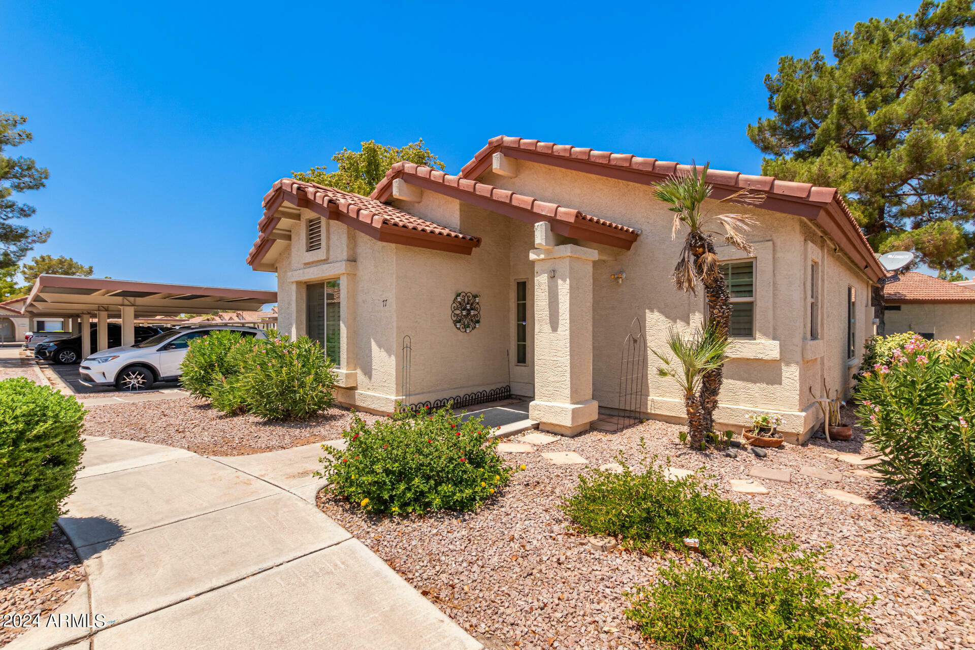 Property Photo:  1120 N Val Vista Drive 77  AZ 85234 