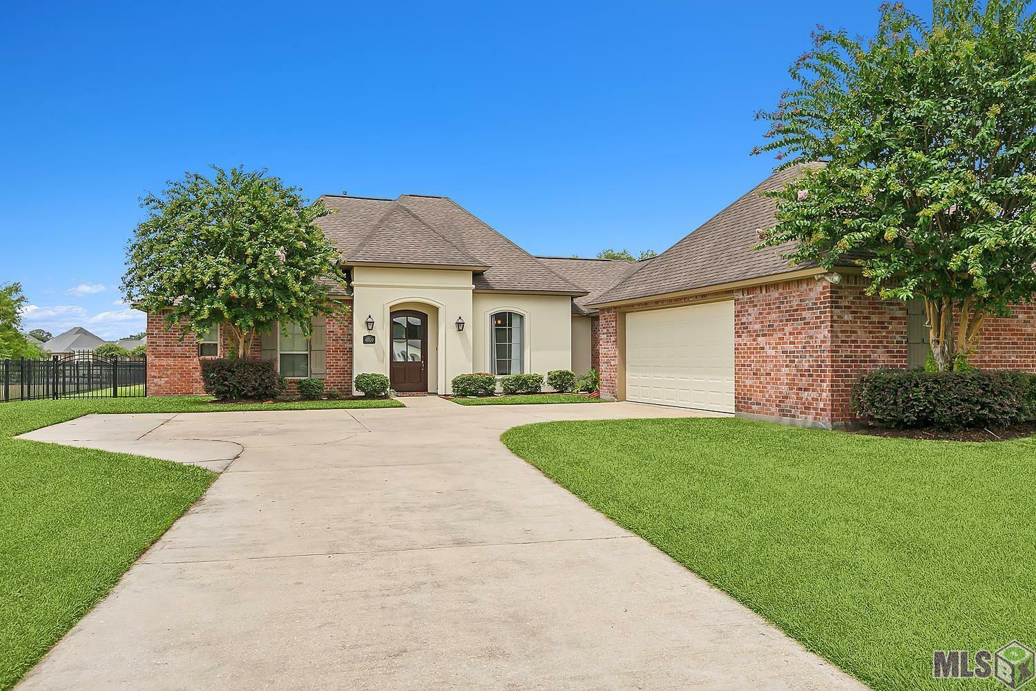 Property Photo: 41120 Avoyelles Ave LA 70737