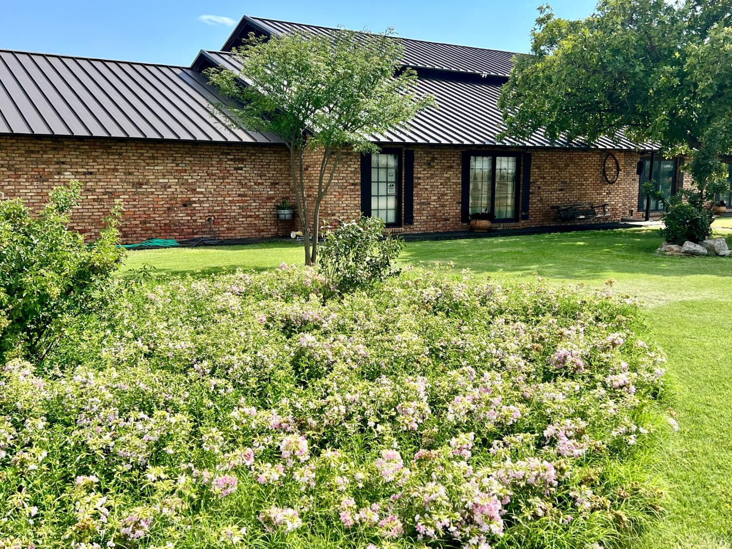 Property Photo: 5920 E County Road 5400 TX 79329