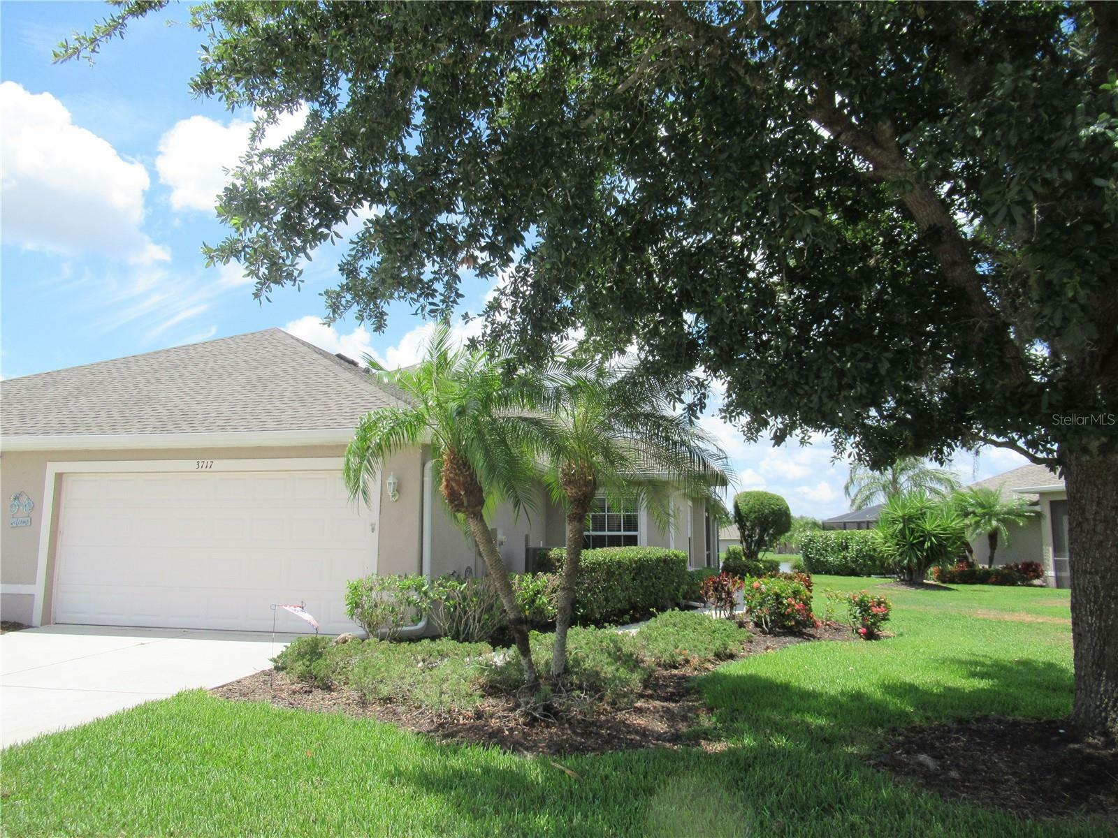 Property Photo:  3717 Lakewood Boulevard  FL 34287 