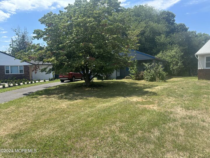 21 Sweet Williams Court  Toms River NJ 08755 photo