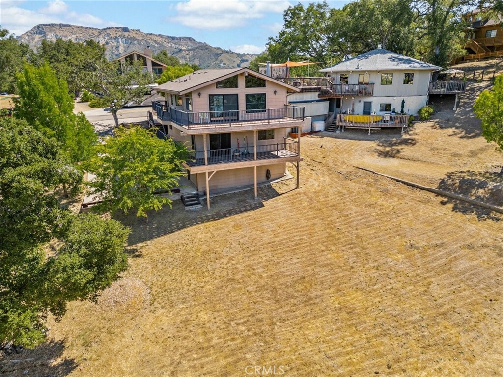 Property Photo:  8816 Deer Trail Court  CA 93426 