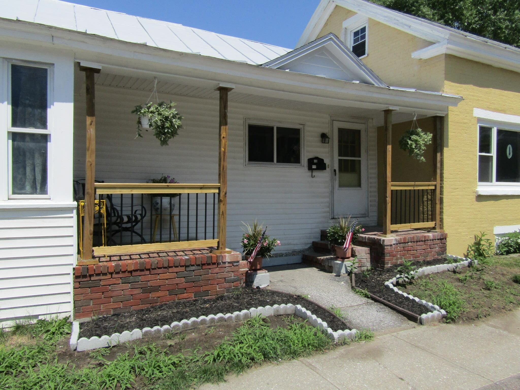 Property Photo: 12 Broadway Street VT 05488