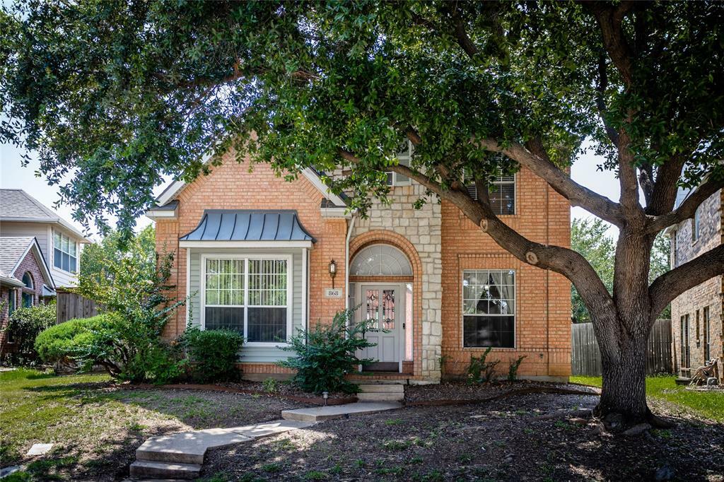 Property Photo:  868 Pinnacle Circle  TX 75077 