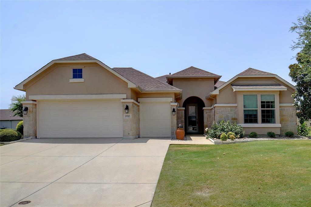 Property Photo:  9705 Lindenwood Trail  TX 76207 