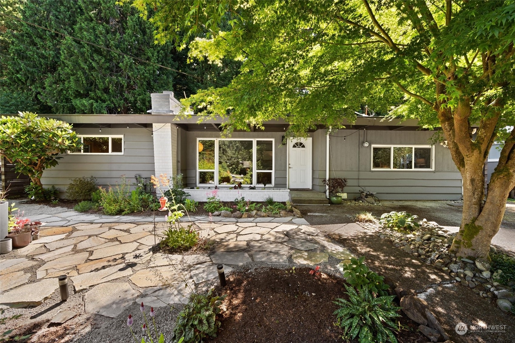 Property Photo:  18224 Evanston Avenue N  WA 98133 