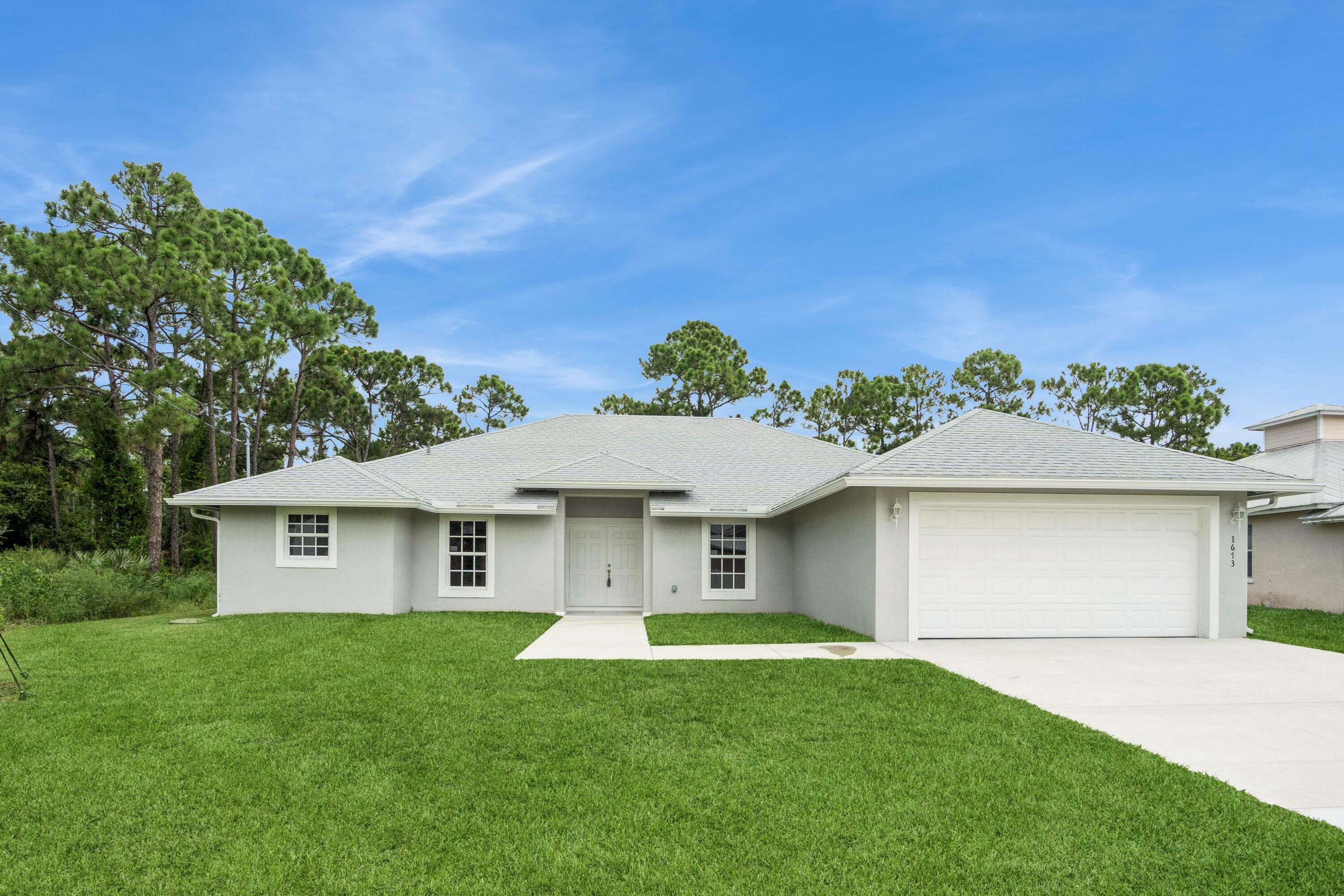 Property Photo:  1673 SW Levato Avenue  FL 34953 