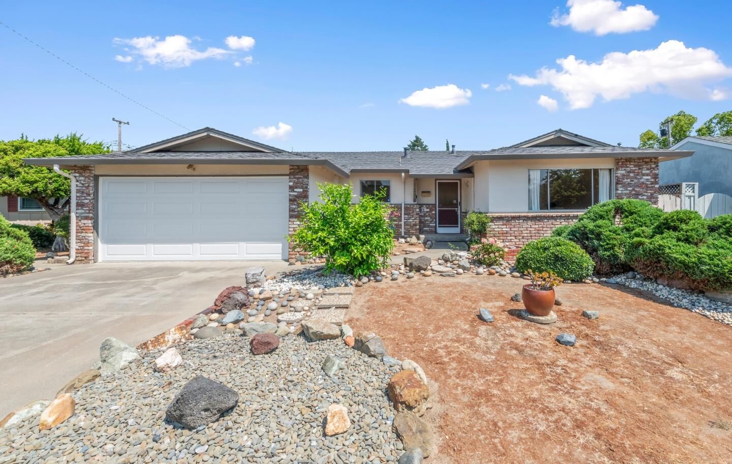 Property Photo: 1651 Salisbury Drive CA 95124