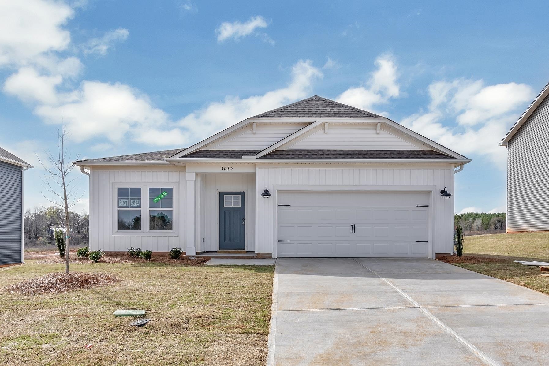 Property Photo:  1034 Leoni Drive  SC 29385 