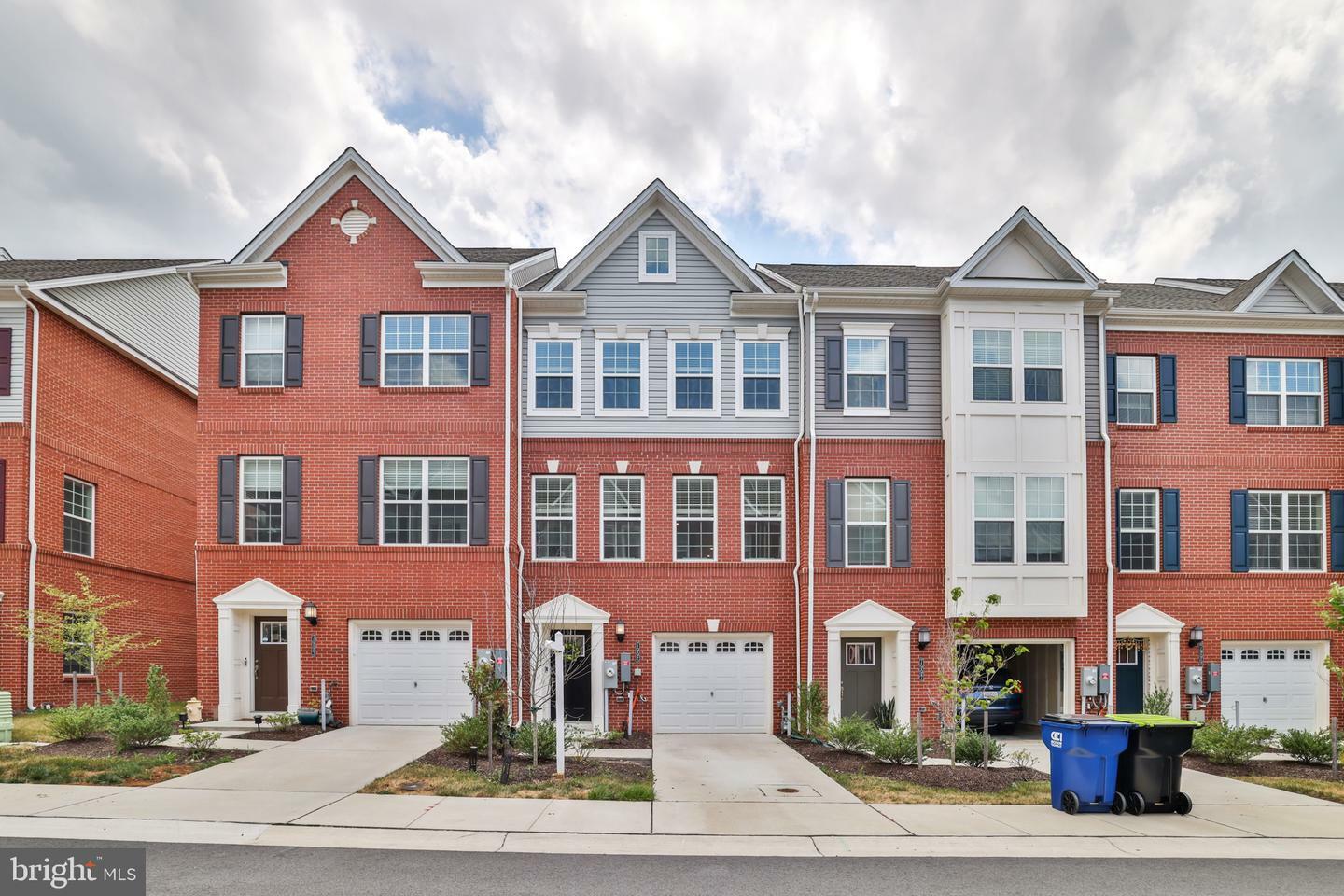 Property Photo:  7995 Potter Place  MD 21075 