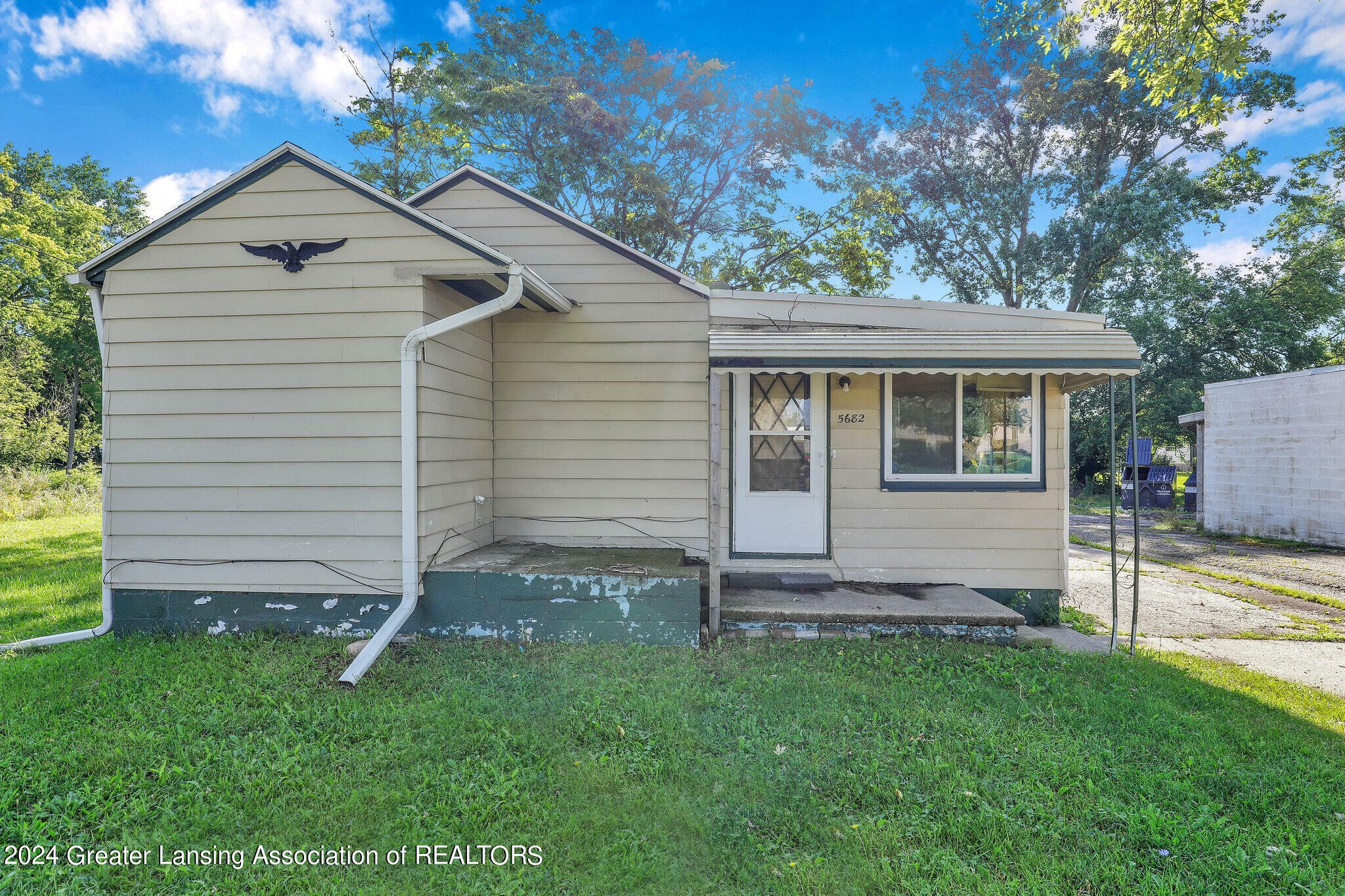 Property Photo:  5682 Edson Street  MI 48840 