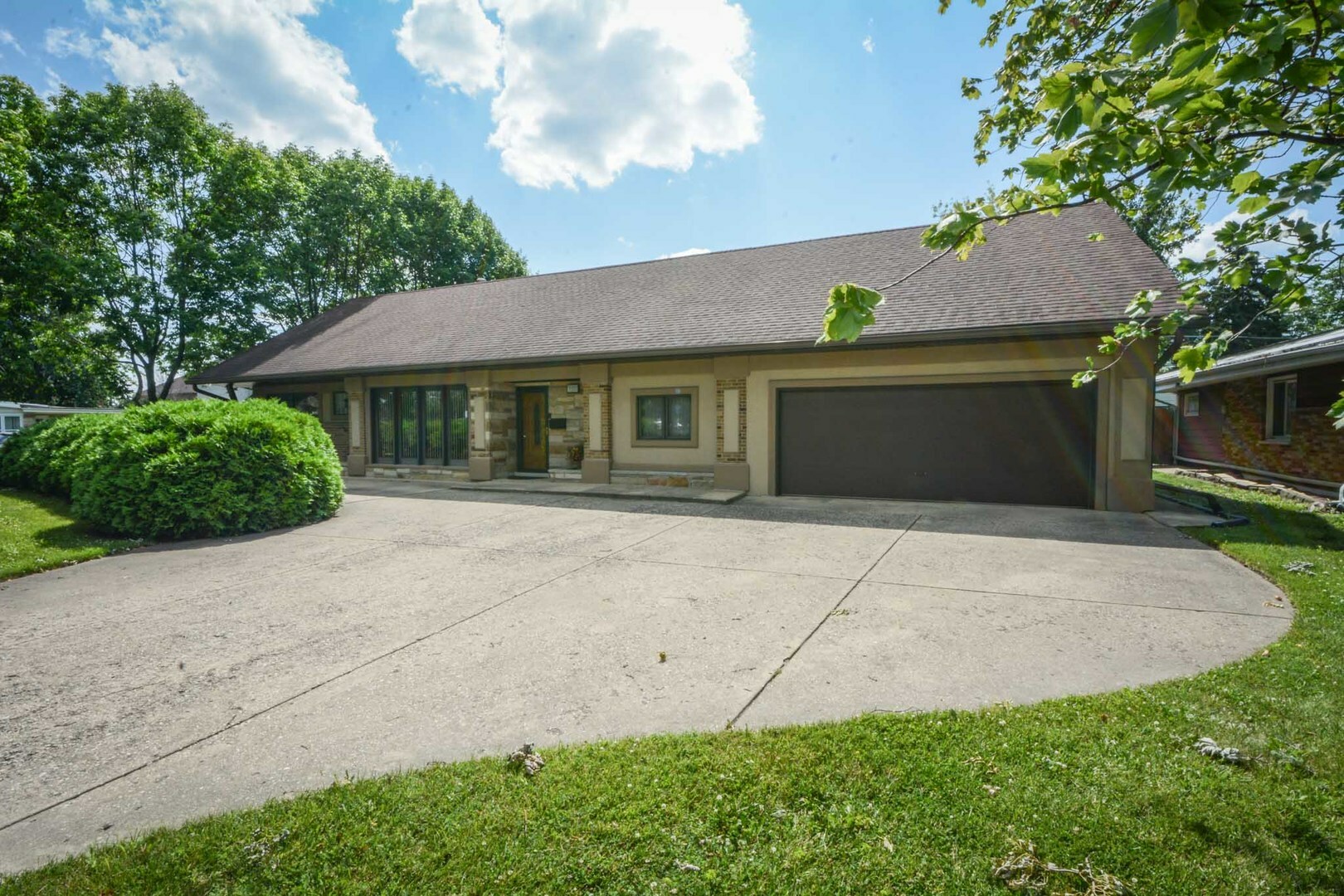 Property Photo:  5100 N Monterey Avenue  IL 60706 