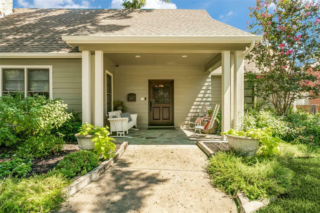 Property Photo:  405 E Texas Street  TX 76051 