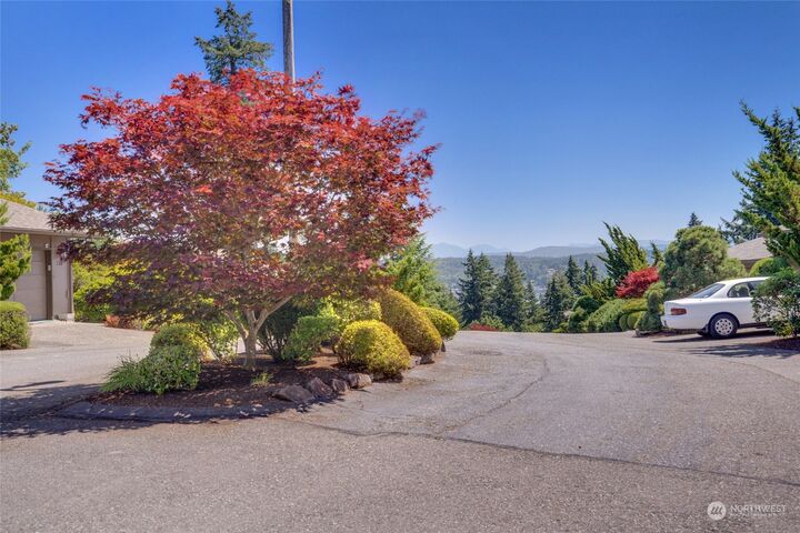 Property Photo: 126 168th Ave NE WA 98008