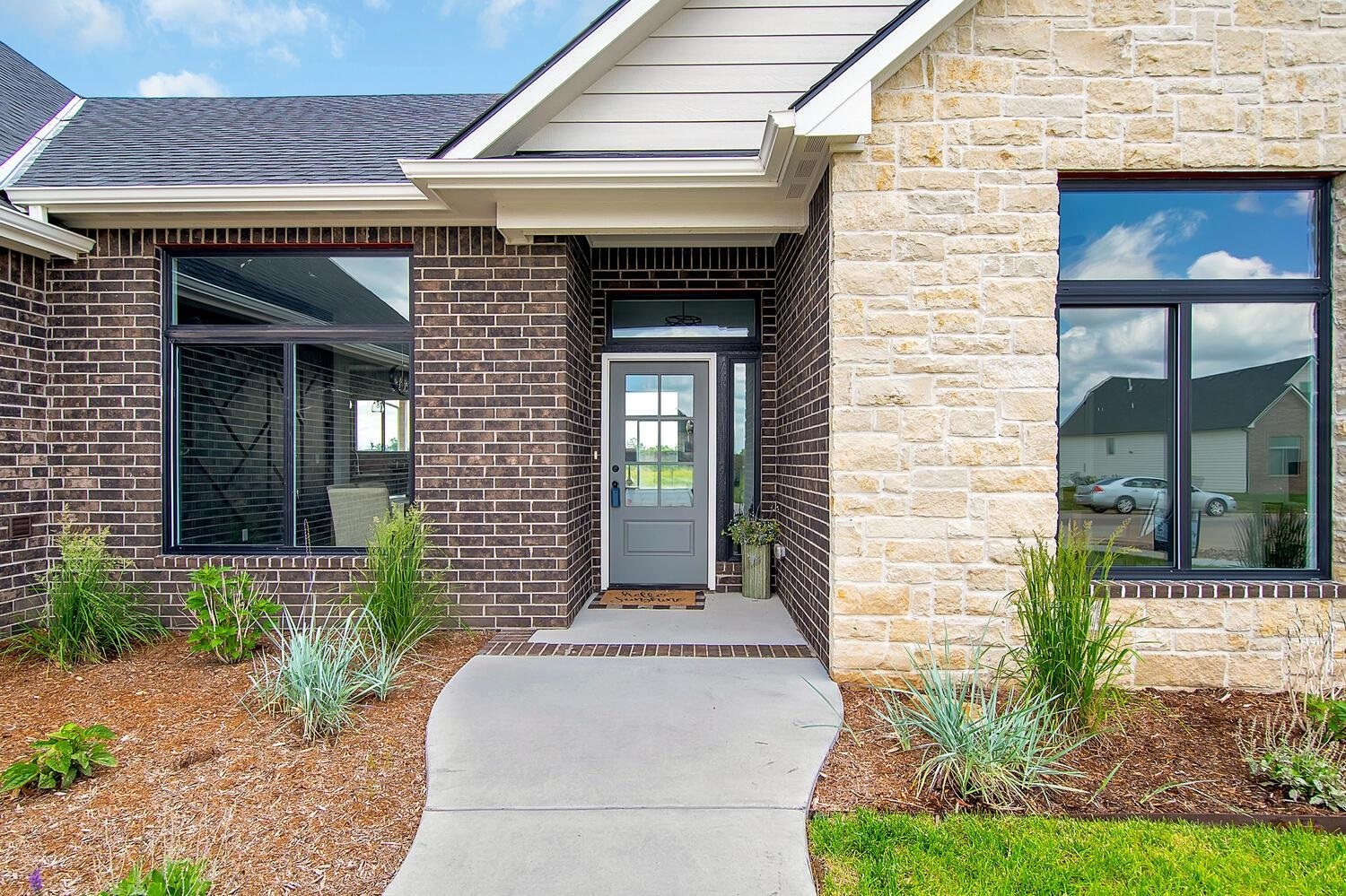 Property Photo: 8473 E Deer Run KS 67226