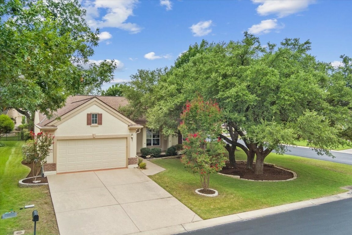 Property Photo:  205 San Antonio Road  TX 78633 