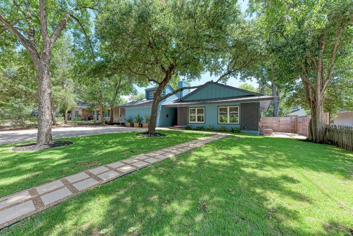 Property Photo:  1415 Choquette Drive  TX 78757 