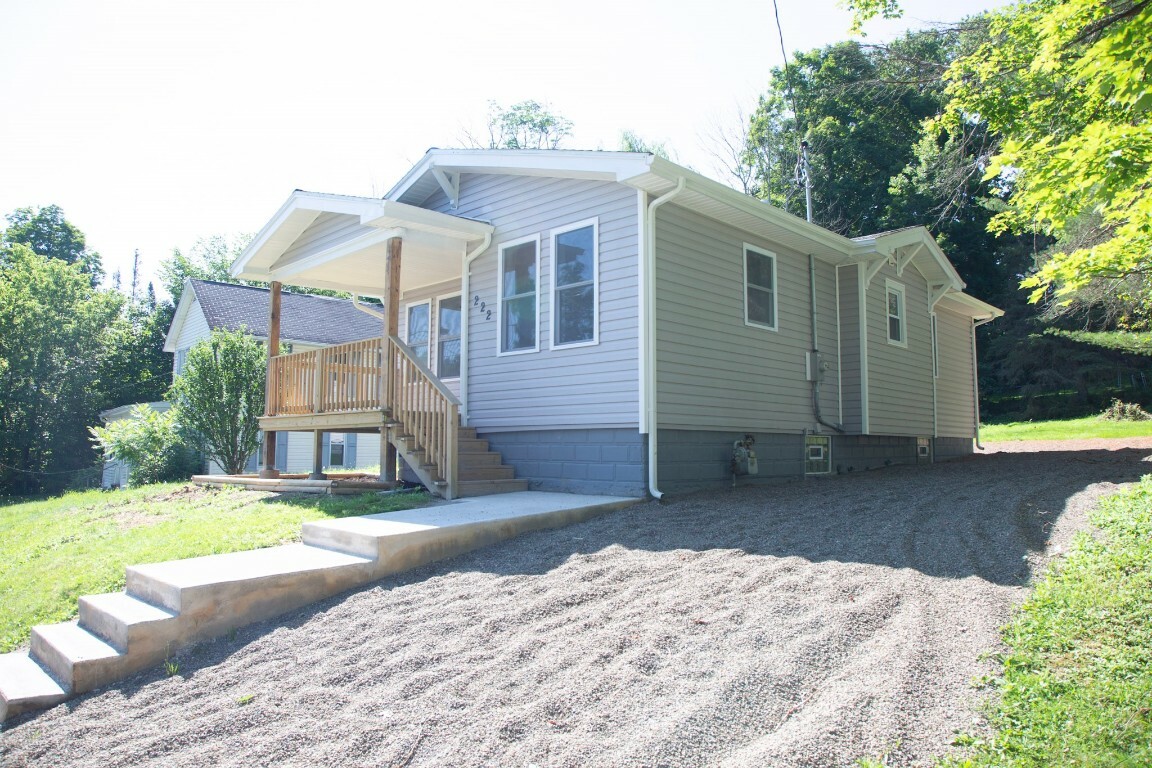 Property Photo:  222 Fairview Street  PA 16407 