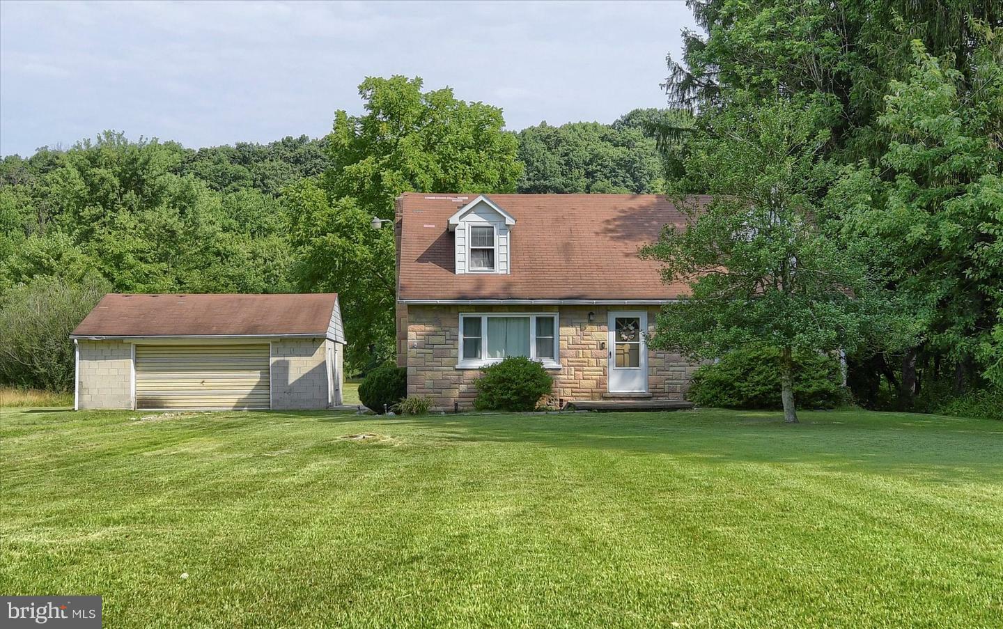 Property Photo:  1600 Fishing Creek Valley Road  PA 17112 