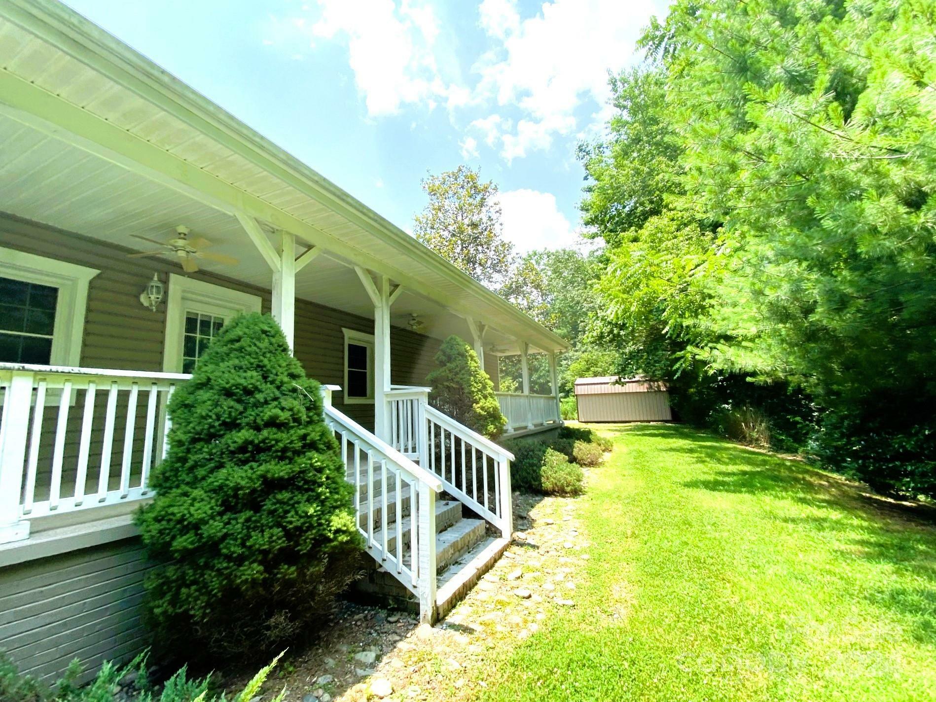 Property Photo:  68 N Springs Drive  NC 28791 