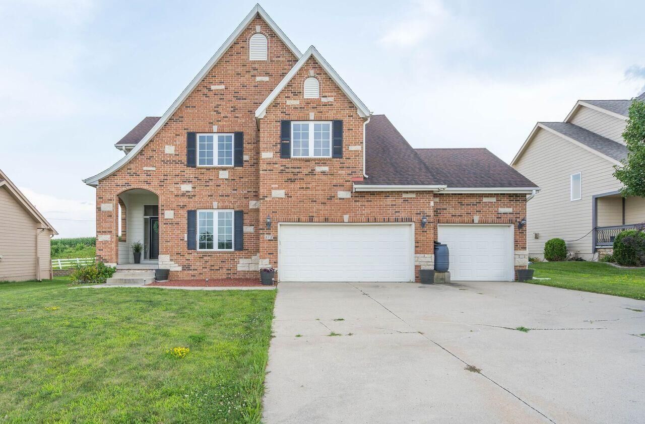 Property Photo: 312 Chestnut Street IA 50069