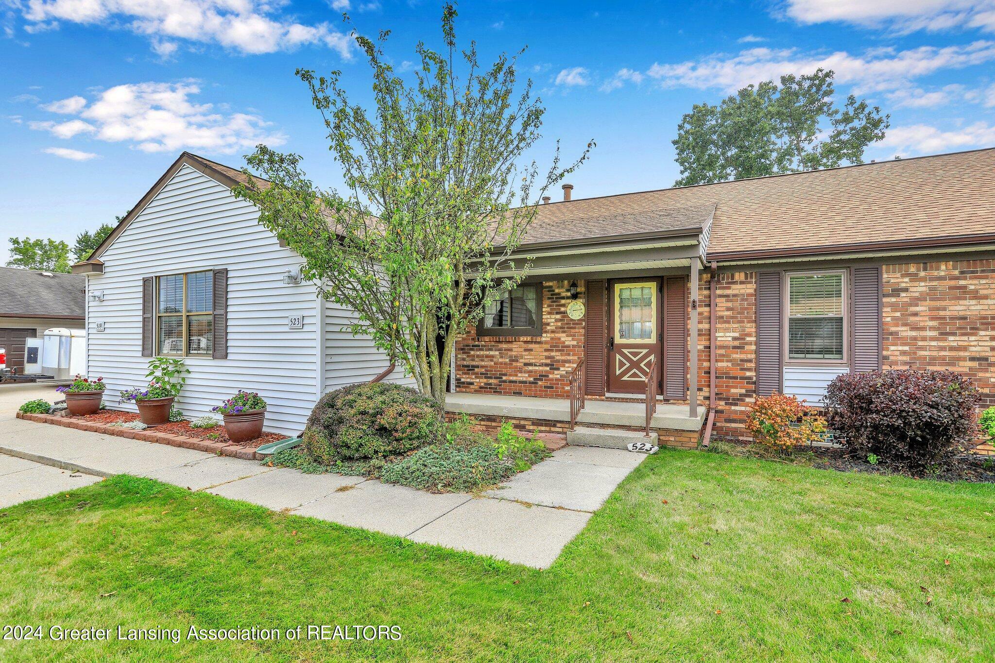 523 Red Cedar Boulevard  Williamston MI 48895 photo