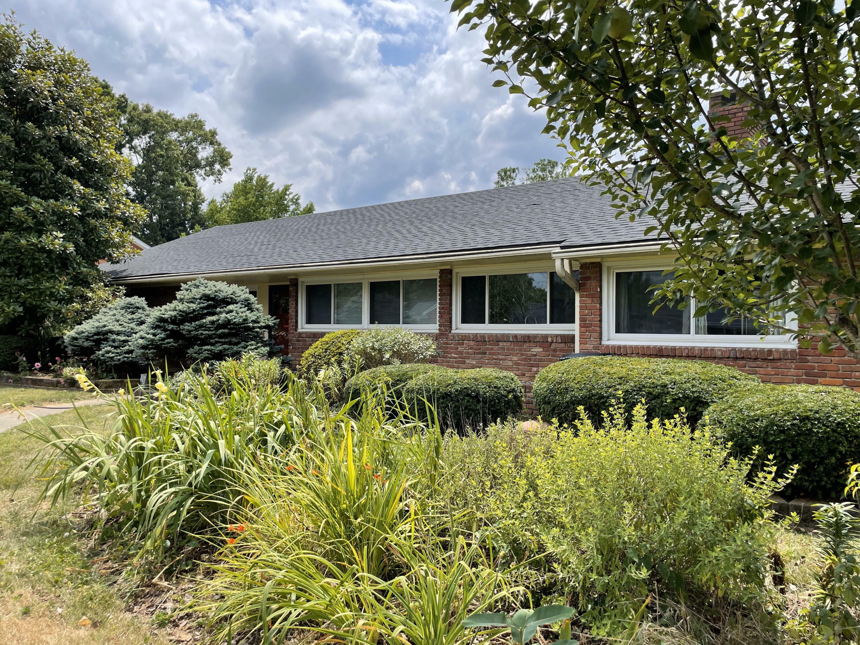 Property Photo:  120 Seminole Trail  KY 40601 