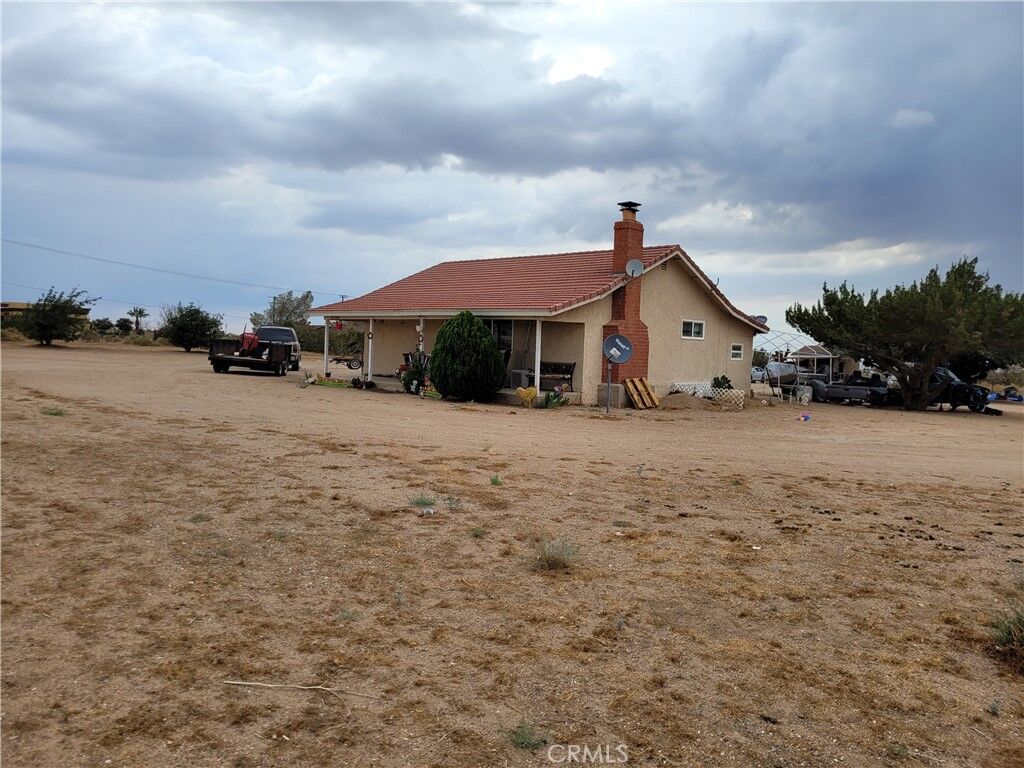 Property Photo:  9760 Phelan Road  CA 92344 
