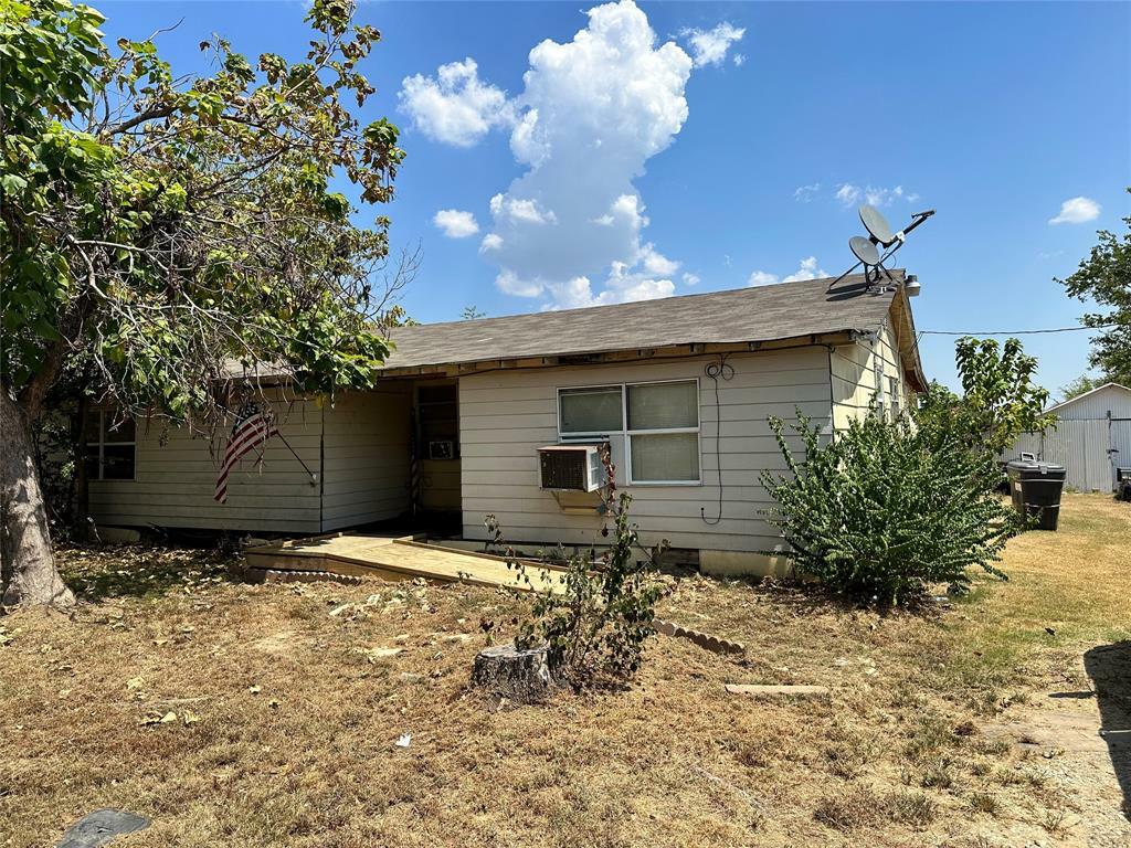 2040 County Road 4763  Sulphur Springs TX 75482 photo