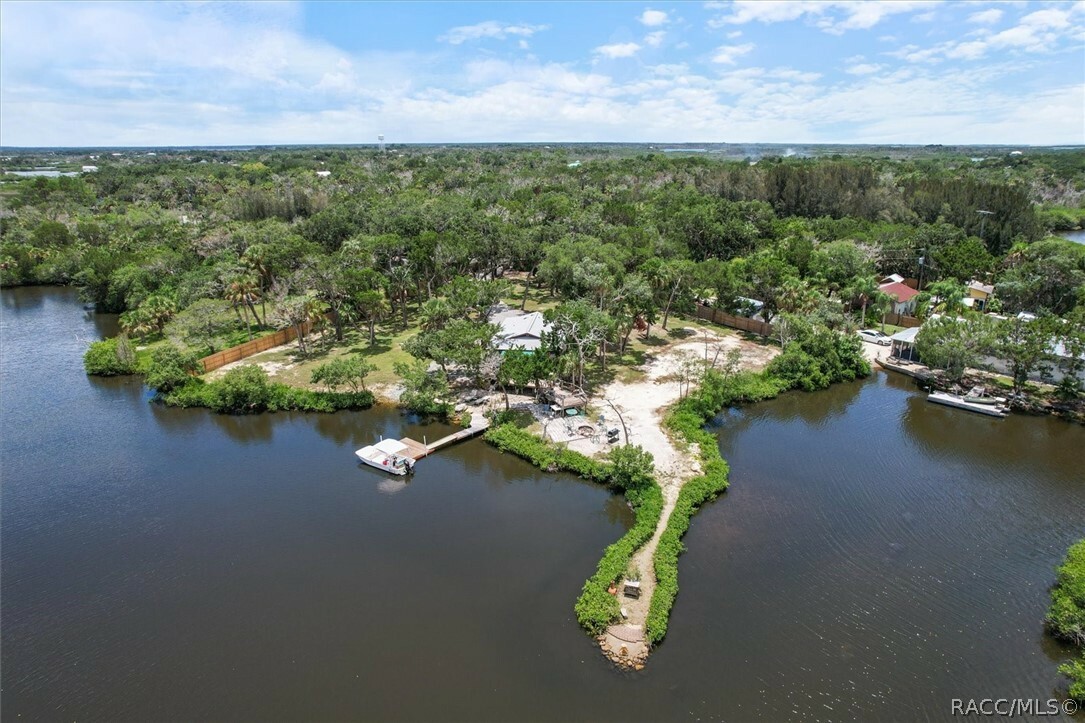 Property Photo:  1326 S Estuary Drive  FL 34429 