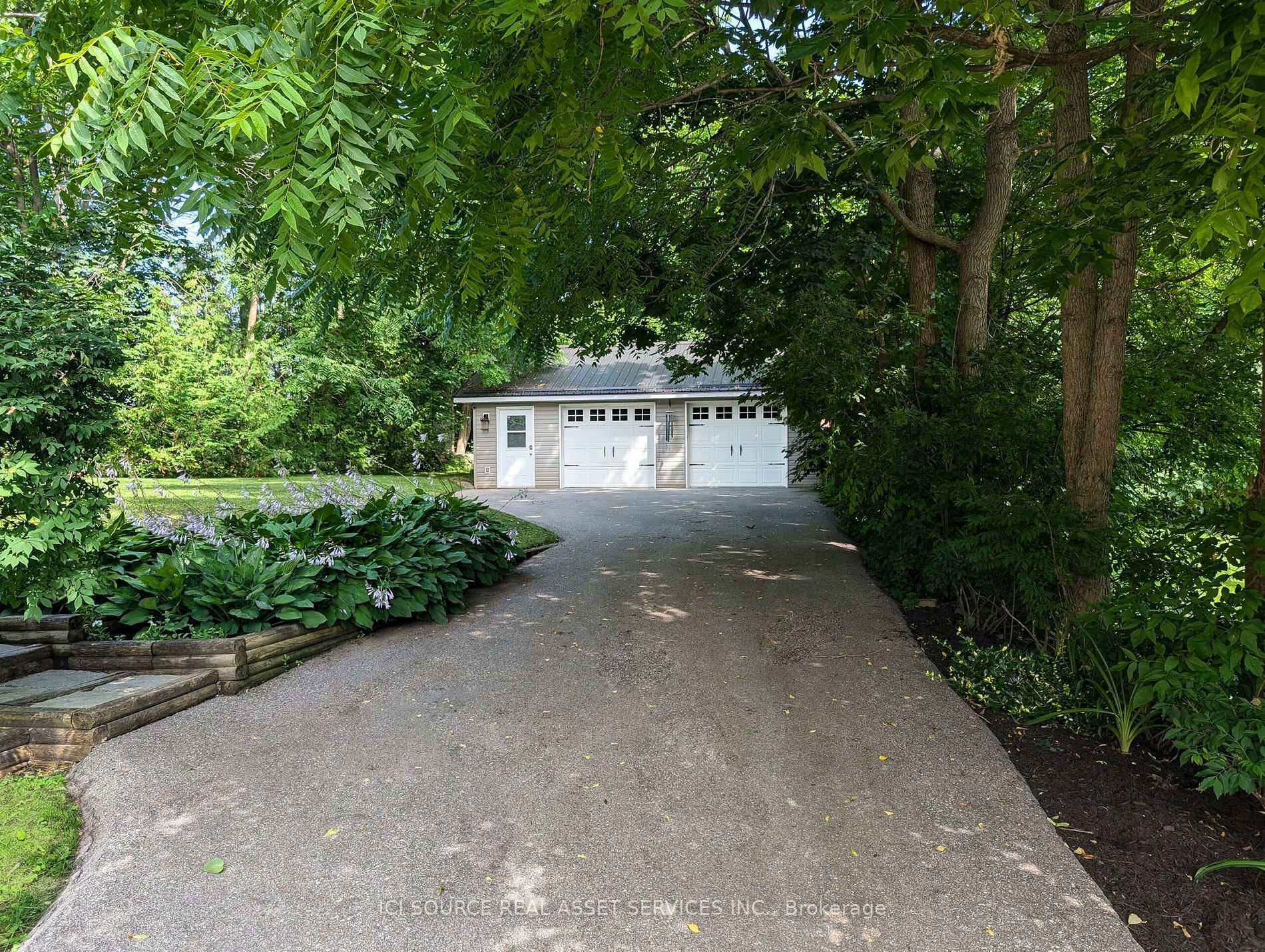 Property Photo:  260 Colborne St W  ON L3V 2Z8 