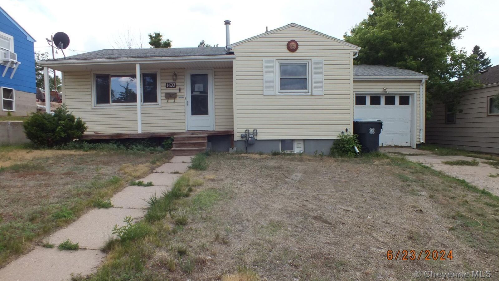 Property Photo: 1622 Fremont Ave WY 82001