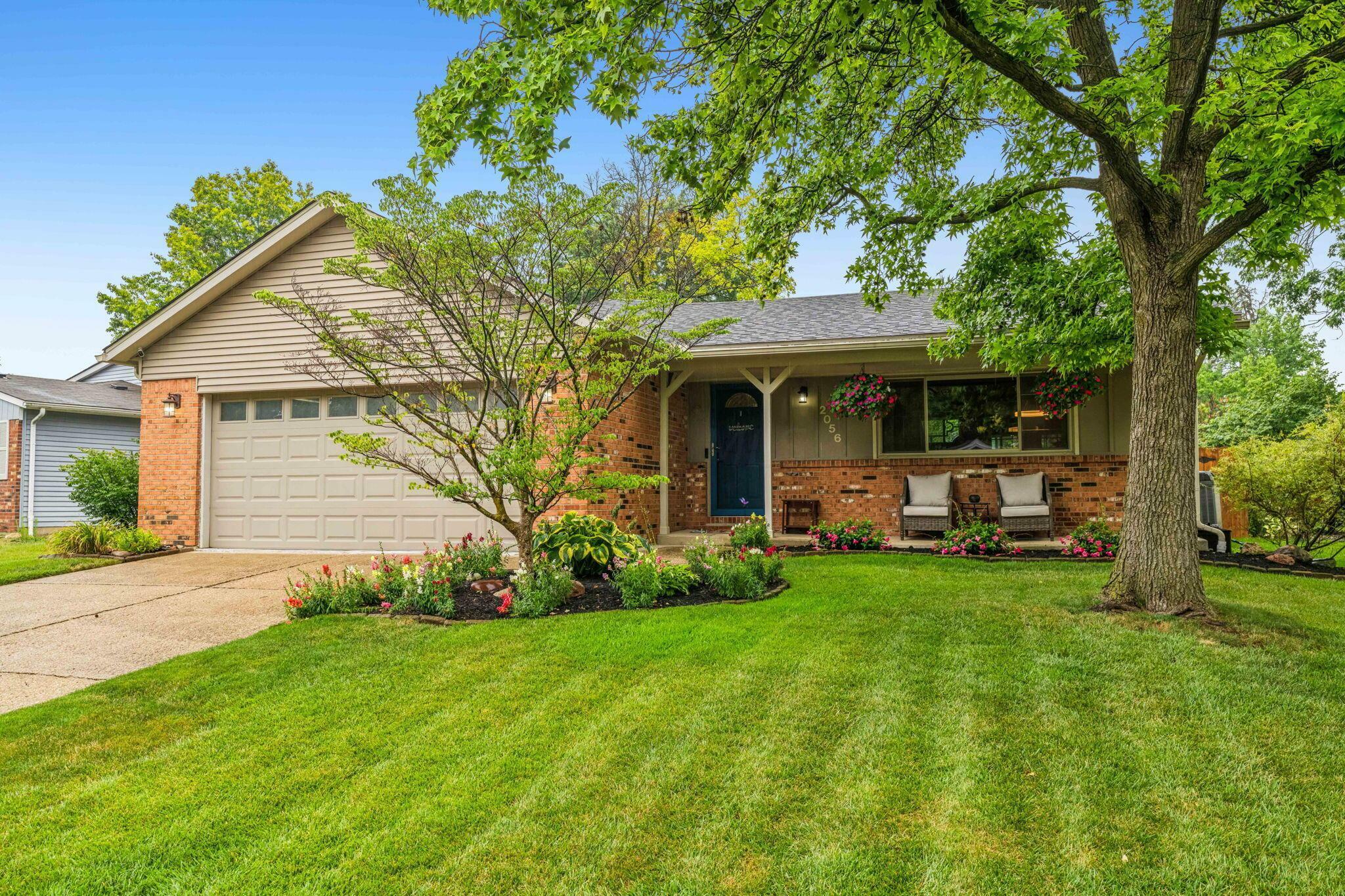 Property Photo:  2056 Fincastle Court  OH 43235 