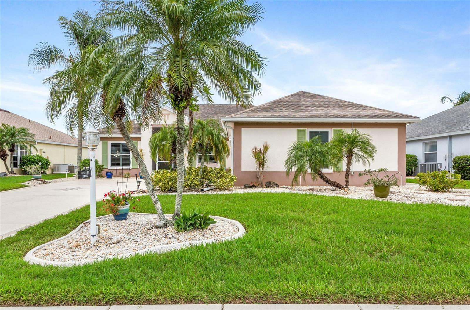 Property Photo:  2215 N Creek Court  FL 33573 