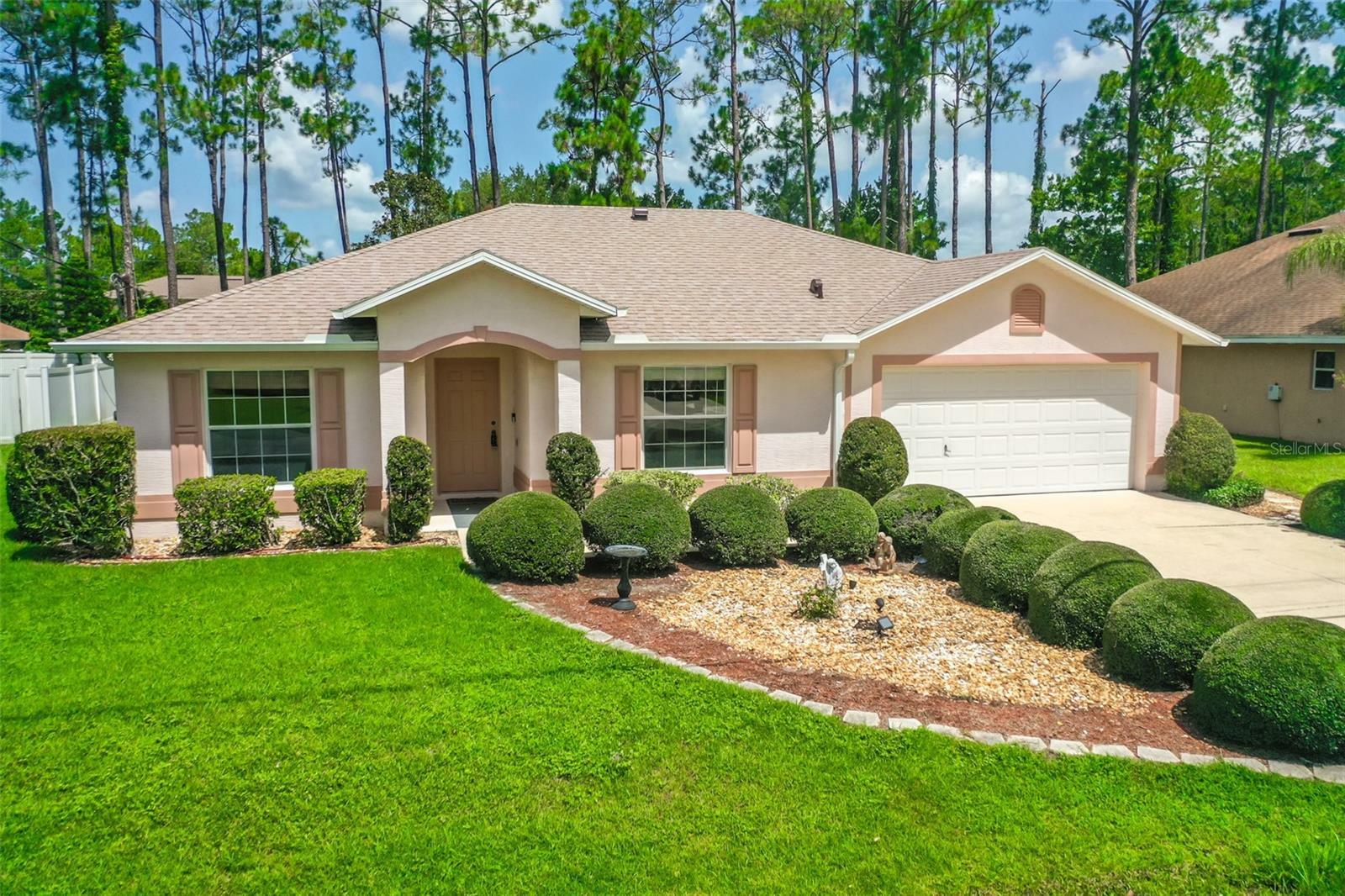 Property Photo:  127 Ryberry Drive  FL 32164 