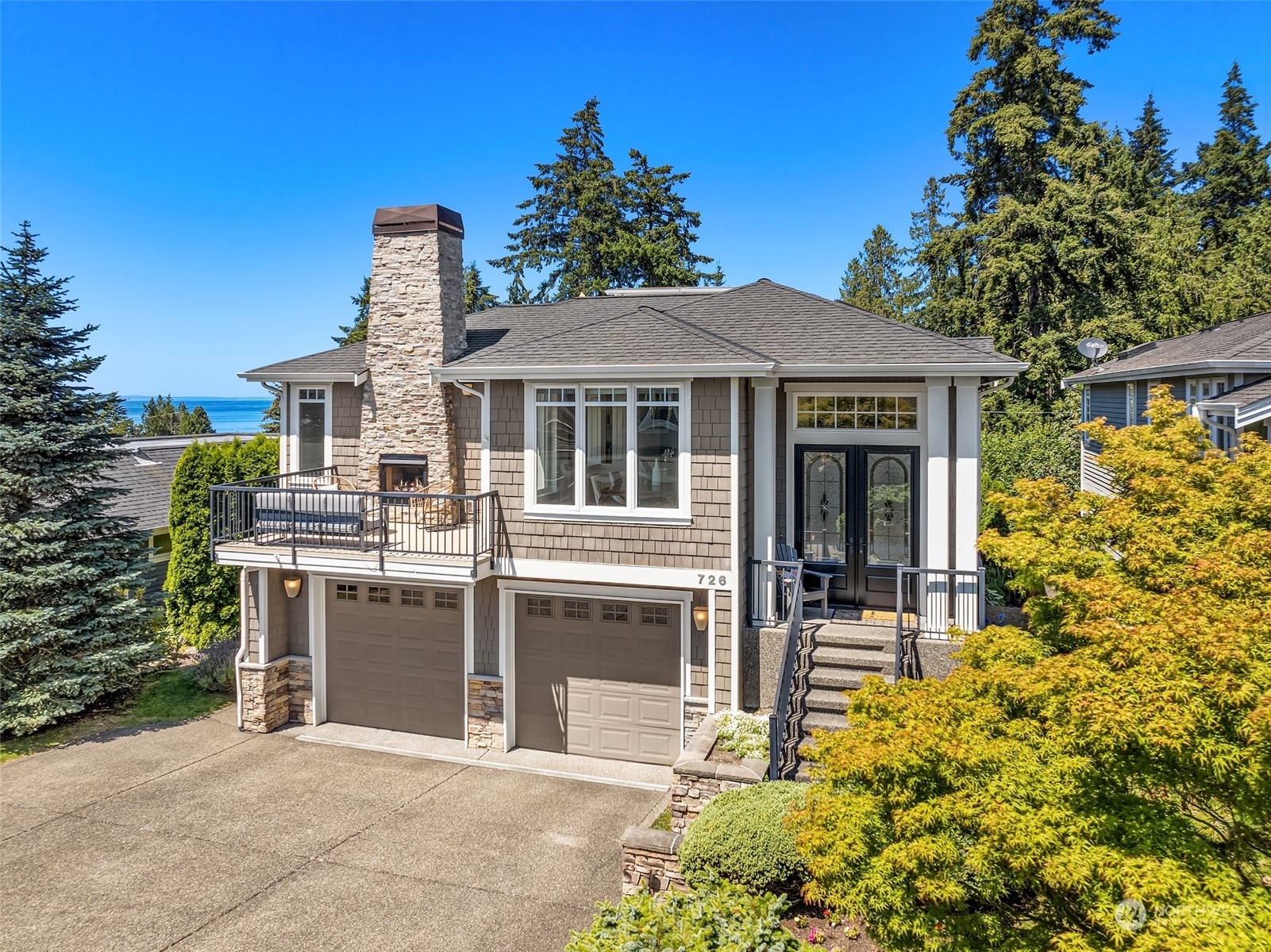 Property Photo:  726 Daley Street  WA 98020 