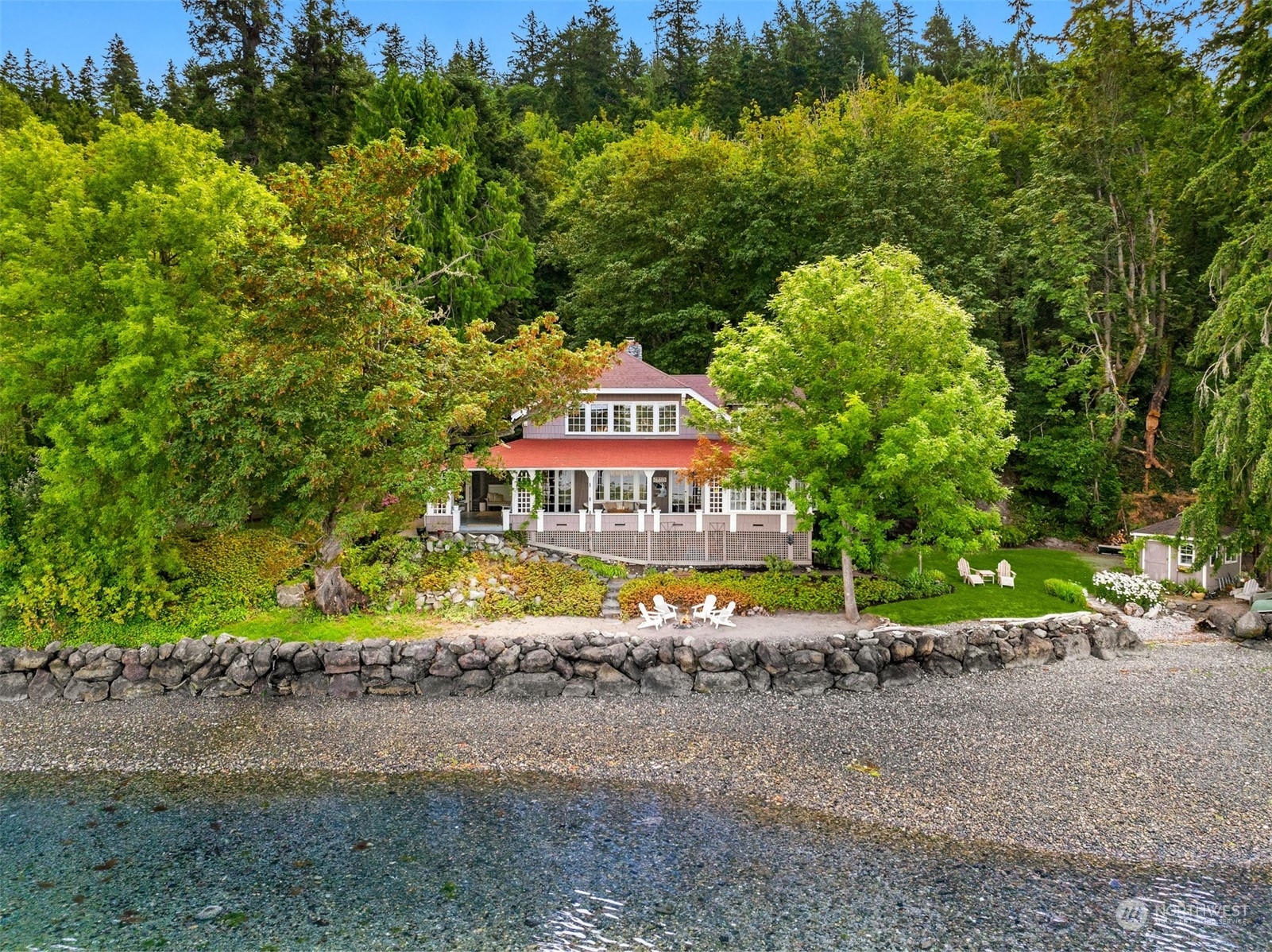 Property Photo:  6329 Crystal Springs Drive NE  WA 98110 