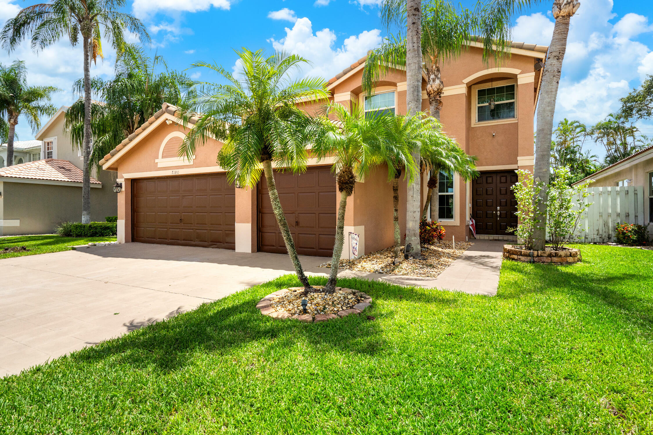 Property Photo:  7180 Chesapeake Circle  FL 33436 