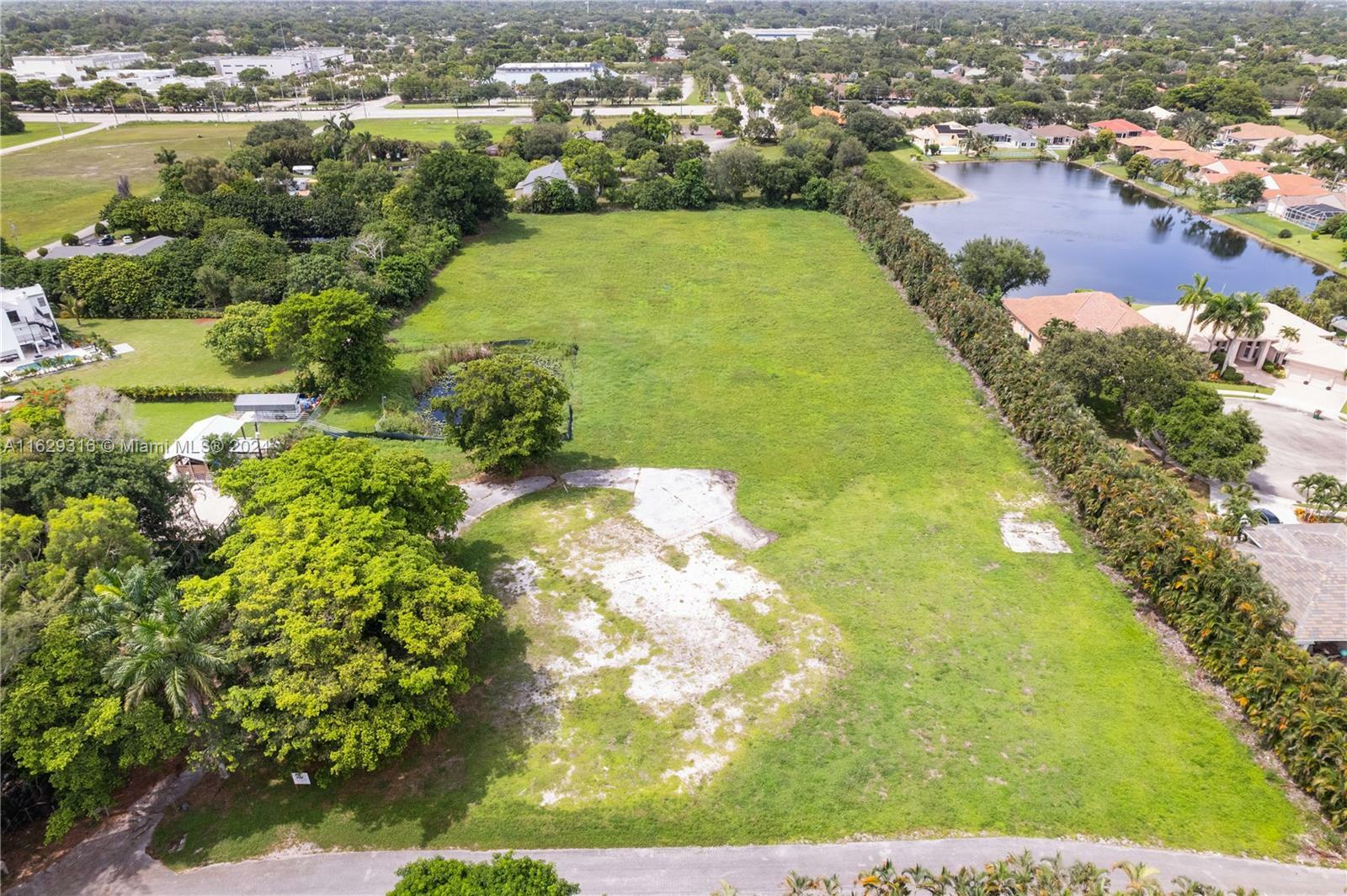 Property Photo: 3800 NW 91st Ave FL 33024