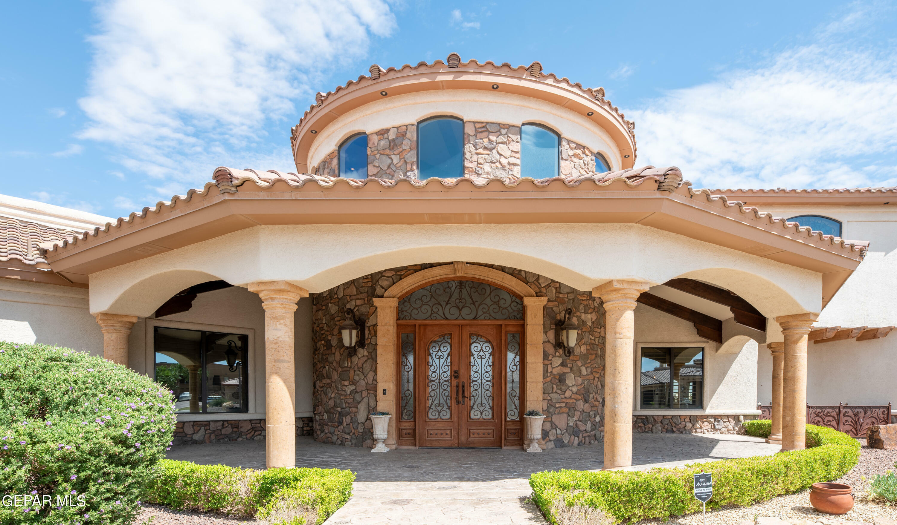 Property Photo: 878 Cortona Place TX 79928