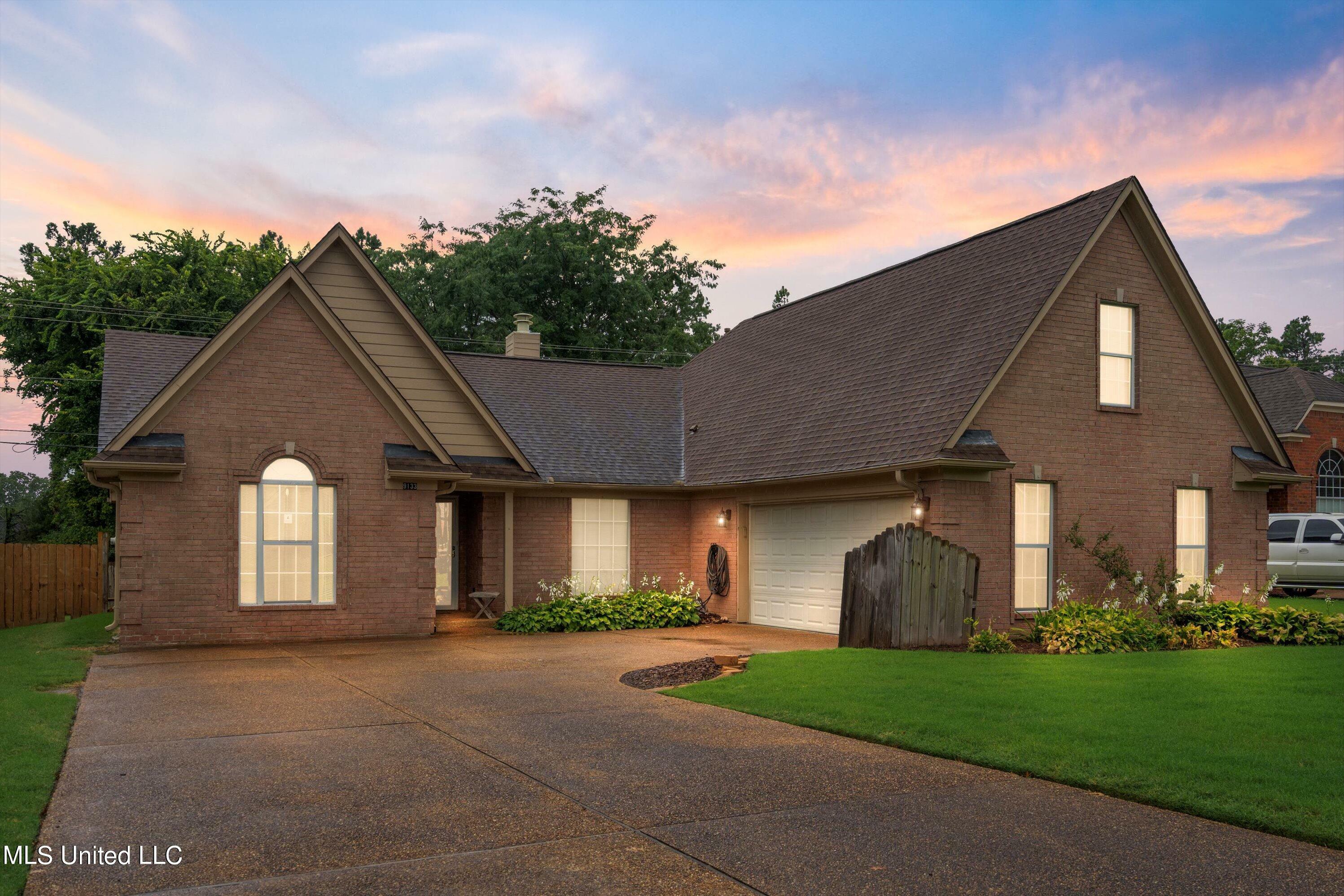 Property Photo: 9133 Plantation Lakes Dr Drive MS 38654