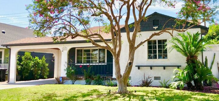 Property Photo: 1811 N Avon Street CA 91505
