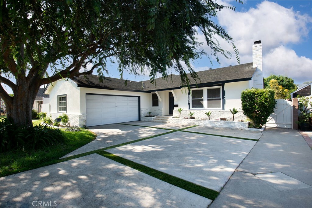 Property Photo:  1275 Conway Avenue  CA 92626 