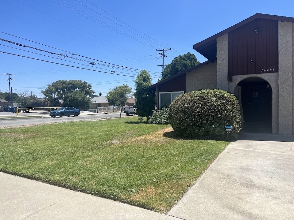 Property Photo: 16491 Tullock Street CA 92335