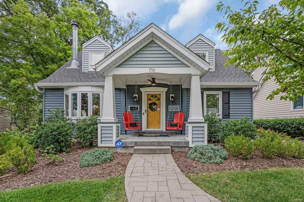 Property Photo:  716 S Gore Avenue  MO 63119 